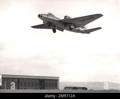 English Electric Canberra PR9, XH130, Abflug von Sydenham. Stockfoto