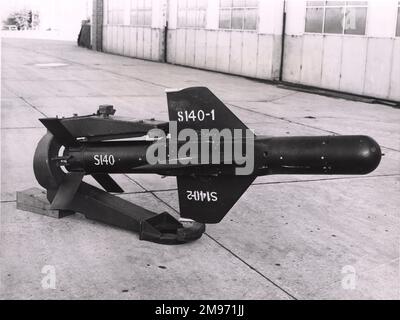 Malkara drahtgeführte Panzerabwehrrakete auf ihrem Abschuss. September 1958. Stockfoto