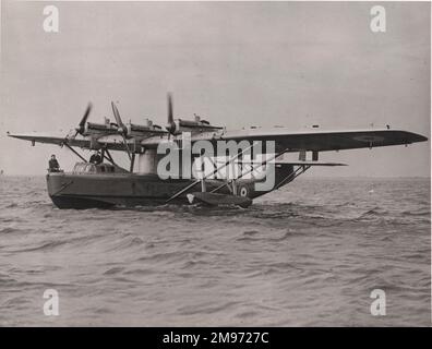 Die Sohle Blackburn RB2 Sydney, N241, auf dem Wasser. 28. November 1930 Stockfoto