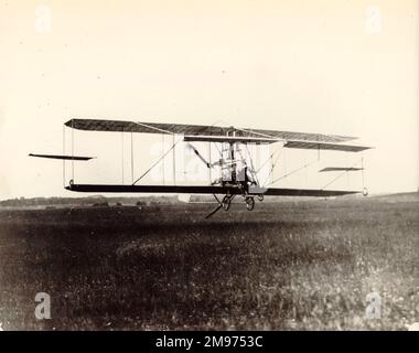 Cody Biplane Nr. 2, der Michelin Cup Biplane in seiner ersten Form, in der Luft. Stockfoto