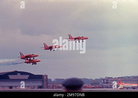 RAFAT RAF Red Arrows Folland Gnats starten zu einem weiteren klassischen Schauspiel 1978 Stockfoto