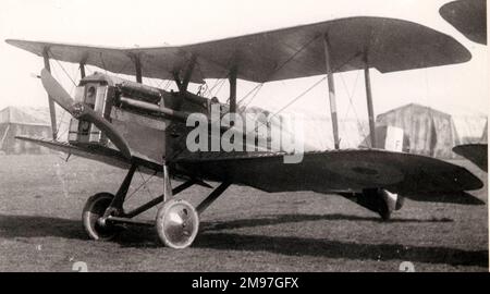 Royal Aircraft Factory SE 5a auf einem Flugplatz in Midlands. Stockfoto