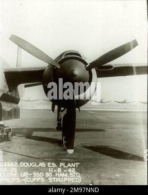 Motorinstallation am Douglas XA-26 Invader. Stockfoto