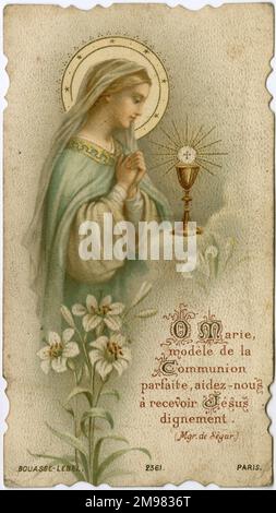 Chromolithograph devotional Card - Mary mit Kommunion Cup. Souvenirkarte für die erste Kommunion von Eva Gilbert am 2. Mai 1907 in der Kirche St. Eloi (Eligius, auch Eloy oder Loye), Dünkirchen, Frankreich. Stockfoto