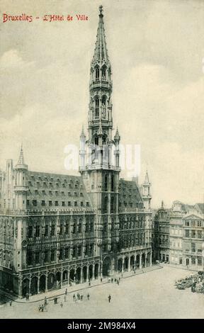 Das Rathaus der Stadt Brüssel ist ein gotisches Gebäude aus dem Mittelalter. Es befindet sich auf dem berühmten Grand Place in Brüssel, Belgien. Es heißt L'Hotel de Ville auf Französisch und Stadhuis auf Niederländisch. Architekten Jacob van Thienen, Jan van Ruysbroek und Ingenieur Guillaume de Voghel, es ist im gotischen Stil. Stockfoto