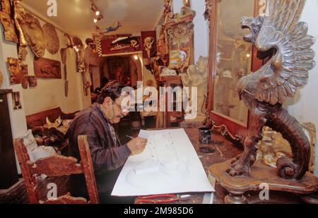 Papier Mache Handwerker Florenz Italien Stockfoto