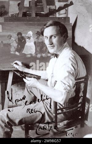 Reg Carter (1886-1949), freiberuflicher kommerzieller Künstler, bei der Arbeit in seinem Studio in Granville House, High Street, Southwold, Suffolk. Er gab dem jungen Harold Auerbach Malunterricht, als der letztere in Southwold im Urlaub war. Stockfoto