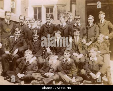 Gruppenfoto, Jungs am Marlborough College, Wiltshire, Mai 1908. Stockfoto