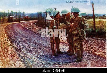 Soldaten rauchen und entspannen, WW1. Stockfoto