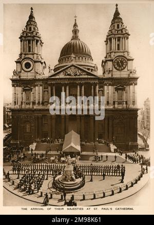 König George V und Königin Mary in einer offenen Kutsche, Ankunft in der St Paul's Cathedral für den königlichen Silver Jubilee Thanksgiving-Gottesdienst am 6. Mai 1935, um 25 Jahre auf dem britischen Thron zu feiern. Stockfoto