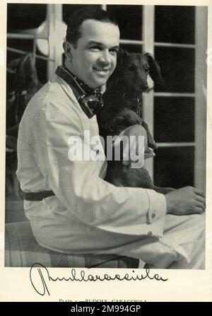 Otto Wilhelm Rudolf Caracciola (1901-1959), deutscher Rennfahrer, hier auf einem Porträtfoto mit seinem Hund gesehen. Stockfoto