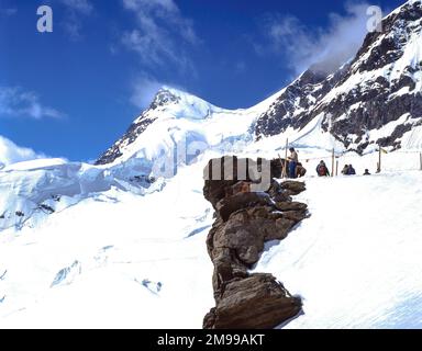 Bergaussichtspunkt vom Gipfel der Jungfrau, Berner Alpen, Bern, Schweiz Stockfoto