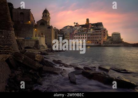 Vernazza, Cinque Terre, Ligurien, Italien Stockfoto