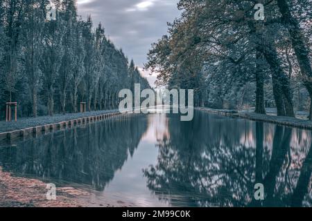 Die Schlösser von Laxenburg befinden sich in der Gemeinde Laxenburg in Niederösterreich. Stockfoto