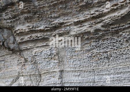 Meer, Felsen und Hügel in der Nähe von Elgol Stockfoto