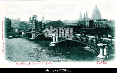 Blackfriars Bridge und St Paul's Cathedral, London. Stockfoto