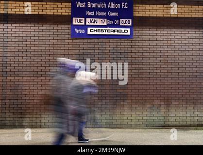 West Bromwich, Großbritannien. 17. Januar 2023. Die Fans kommen zum FA-Cup-Spiel in den Hawthorns, West Bromwich. Der Bildausdruck sollte lauten: Darren Staples/Sportimage Credit: Sportimage/Alamy Live News Stockfoto