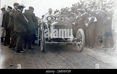 4. Gordon-Bennett-Trophäe, Chas Jarrott (Napier für Großbritannien) begann und stürzte später ab. Stockfoto