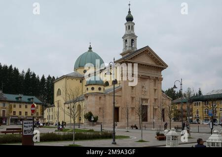 Duomo di San Matteo Apostolo, Asiago, Vicenza, Veneto, Italien, Europa Stockfoto