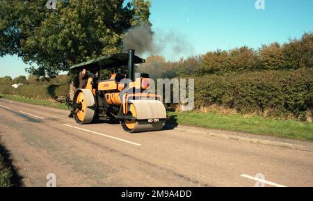 Armstrong-Whitworth Road Roller, Regn. BD7511, Nummer 2. Gebaut von Sir W G Armstrong Whitworth & Co Ltd im Jahr 1924, angetrieben von einer Dampfmaschine mit 5 NHP. Stockfoto