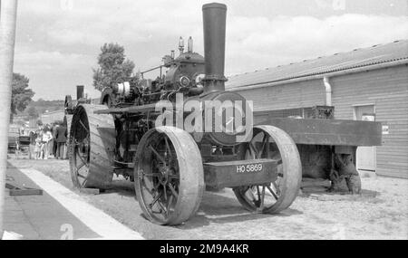 Fowler Pflügen-Motor der Klasse BB1, Regn. HO 5869, Nummer: 15182, "Achilles". Gebaut 1918 von John Fowler & Co. In Leeds, angetrieben von einer 16 NHP-Dampfmaschine. Stockfoto