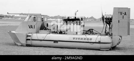 Vickers VA.1 Luftkissenfahrzeug, (G-15-252), Royal Naval Air Station Lee auf der Solent, für Versuche. Stockfoto