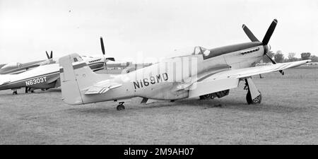 Nordamerikanischer P-51D-25-NA Mustang N169MD (ex 44-73140) Februar 1945: An die Vereinigten Staaten von Amerika (USAAF) geliefert. 7. Juni 1947: Auslieferung an die Royal Canadian Air Force als Mustang Mk.IV, s/n 9567. Stockfoto