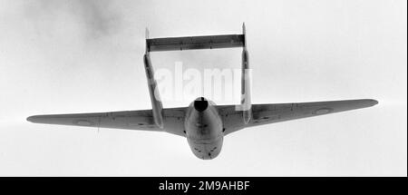 De Havilland DH.100 Vampire F Mk.1 TG/278 (5. Produktion F Mk.1), geflogen von Geoffrey de Havilland Jr., ca. August 1945. Stockfoto