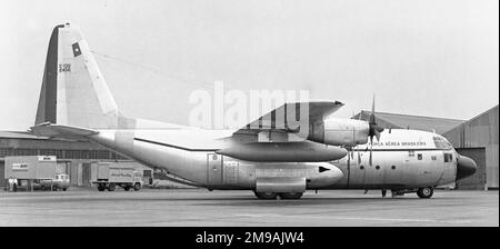 Forca Aerea Brasileira - Lockheed L-382 Hercules 2456 (msn 382-4287, C-130E), am Flughafen Luton ca. 1970 Stockfoto