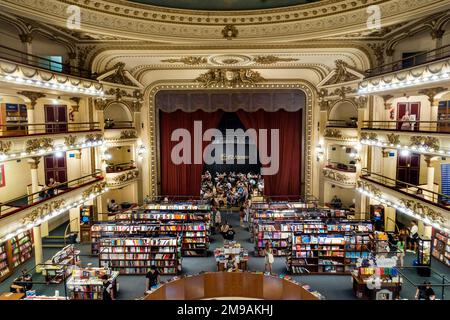 El Ateneo Bookstore im ehemaligen Grand Splendid Theatre in Buenos Aires, Argentinien Stockfoto