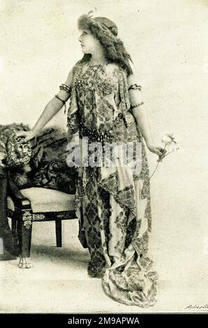 Sarah Bernhardt, französische Schauspielerin, als Kleopatra Stockfoto