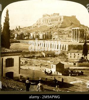 Tempel des Olympischen Jupiter und der Akropolis, Athen, Griechenland Stockfoto