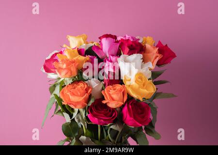 Bündel von bunten Rosen Stockfoto