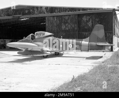 Republic of Singapore Air Force - BAC 167 Strikemaster Mk.84 312 (msn EEP/JP/1932) am 11. Juli 1970 am Flughafen Hurn. Stockfoto