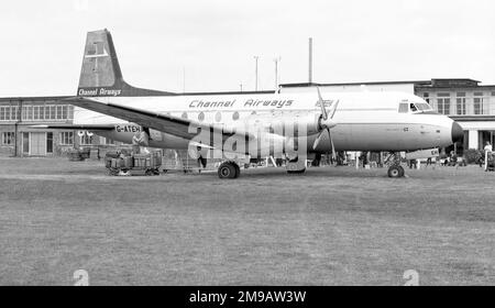 Hawker Siddeley HS.748-222 Serie 2A G-ATEH (msn ) von Channel Airways am Flughafen Ipswich am 10. Juni 1967. Stockfoto