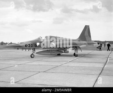 Royal Netherlands Air Force (Koninklijke Luchtmacht (Klu)) - Northrop NF-5A K-3010 (msn 3010) vom 316. Geschwader. (Stürzte ab, während die Eltern des Piloten am 1. Oktober 1980 nach Hause kamen: FLT LT LT M.G.MM Sleegers wurde sofort getötet) Stockfoto