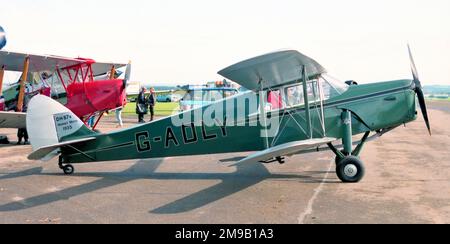 De Havilland DH.87B Hornet Moth G-ADLY (msn 8020, beeindruckt als W9388). Stockfoto