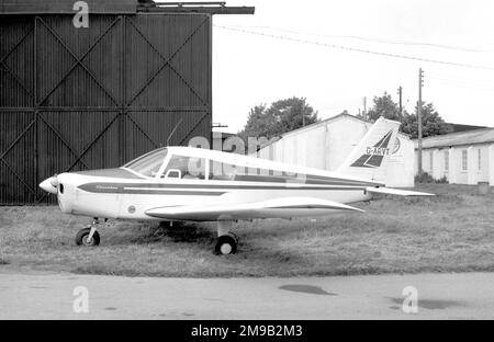 Piper PA-28-160 Cherokee G-ARVT (msn 28-379). Stockfoto