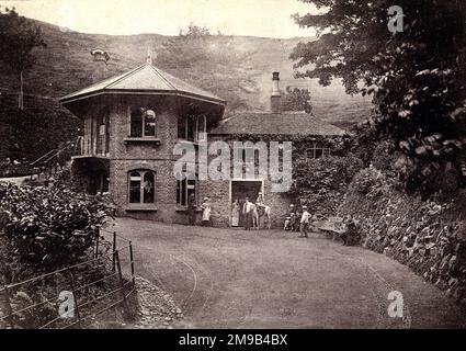 St Ann's Well, Malvern, Worcestershire - das Gebäude mit der natürlichen Quelle stammt aus dem Jahr 1813. Stockfoto