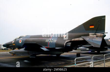 Luftwaffe - McDonnell Douglas RF-4E 35+81 (msn 4134, ex 69-7528), Aufklarungsgeschwader 51 "immelmann". (Abgeschrieben in der Nähe von Goose Bay Canada am 6. Juni 1986). Stockfoto