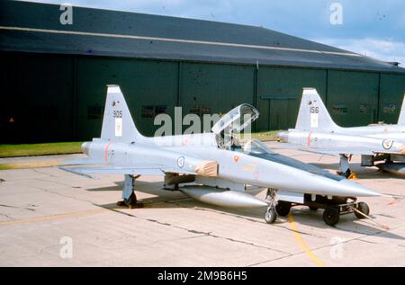 Luftforsvaret - Northrop F-5A-35-NO Freedom Fighter 905 (msn N.7068, ex 67-14905), RAF Greenham Common am 24. Juli 1977. (Luftforsvaret - Royal Norwegian Air Force). Stockfoto