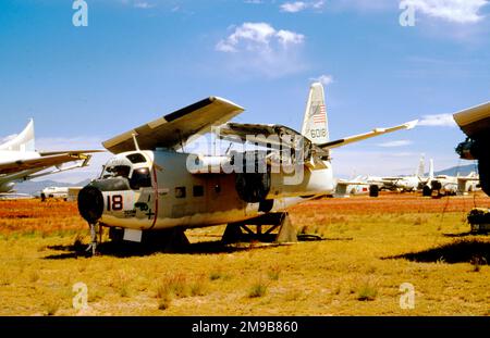 United States Navy (USN) - Grumman C-1A Trader 146018 (MSN 48), am Luftwaffenstützpunkt Davis-Monthan zur Lagerung und Entsorgung. Stockfoto