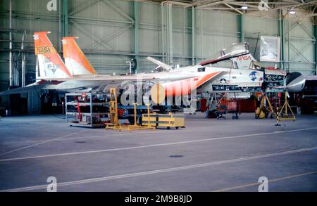 United States Air Force (USAF) - McDonnell Douglas F-15A-4-MC Eagle 71-0287 (MSN 0009/A008), der neunte F-15, wurde für eine Vielzahl von Tests und Tests auf dem Luftwaffenstützpunkt Edwards gebaut. Stockfoto