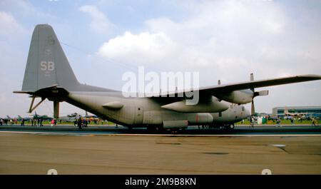 United States Air Force (USAF) - Lockheed EC-130H „Compass Call“ 73-1583 (MSN 382-4545), anlässlich der 50. Jahrestagung der britischen Schlacht am 10. Juni 1990 in Boscombe Down. Stockfoto