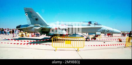 Ejercito del Aire - McDonnell Douglas EF-18A Hornet C.15-13 / 12-01 (msn 0399/A332), von Ala 12, auf einer Flugschau am 14. September 1996. (Ejercito del Aire - Spanische Luftwaffe). Stockfoto