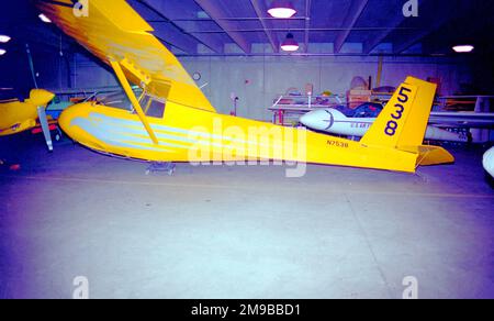 United States Air Force - Schweizer SGS 2-33A N7538 (msn 168), ein Grundgleiter der USAF Academy, im April 1997. Stockfoto