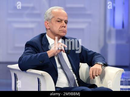 Rom, Italien. 17. Januar 2023. Rom 17/01/2023 Innenminister Matteo Piantedosi Gast von Porta A Porta redaktionelle Nutzung nur Kredit: Unabhängige Fotoagentur/Alamy Live News Stockfoto