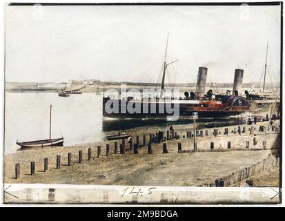 Mona's Queen Paddle Steamer verlässt Fleetwood zur Isle of man. Stockfoto