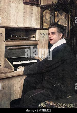 PIETRO MASCAGNI, italienischer Musiker, Komponist von Cavalleria rusticana, L'amico Fritz und vielen anderen Opern, an der Orgeltastatur. Stockfoto
