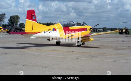 Koninklijke Luchtmacht - Pilatus PC-7 Turbo Trainer L-01 (msn 538), im September 1997 auf dem Marinestützpunkt Valkenburg. (Koninklijke Luchtmacht - Royal Netherlands Air Force). Stockfoto